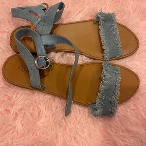 Lightly used vintage Jean sandals